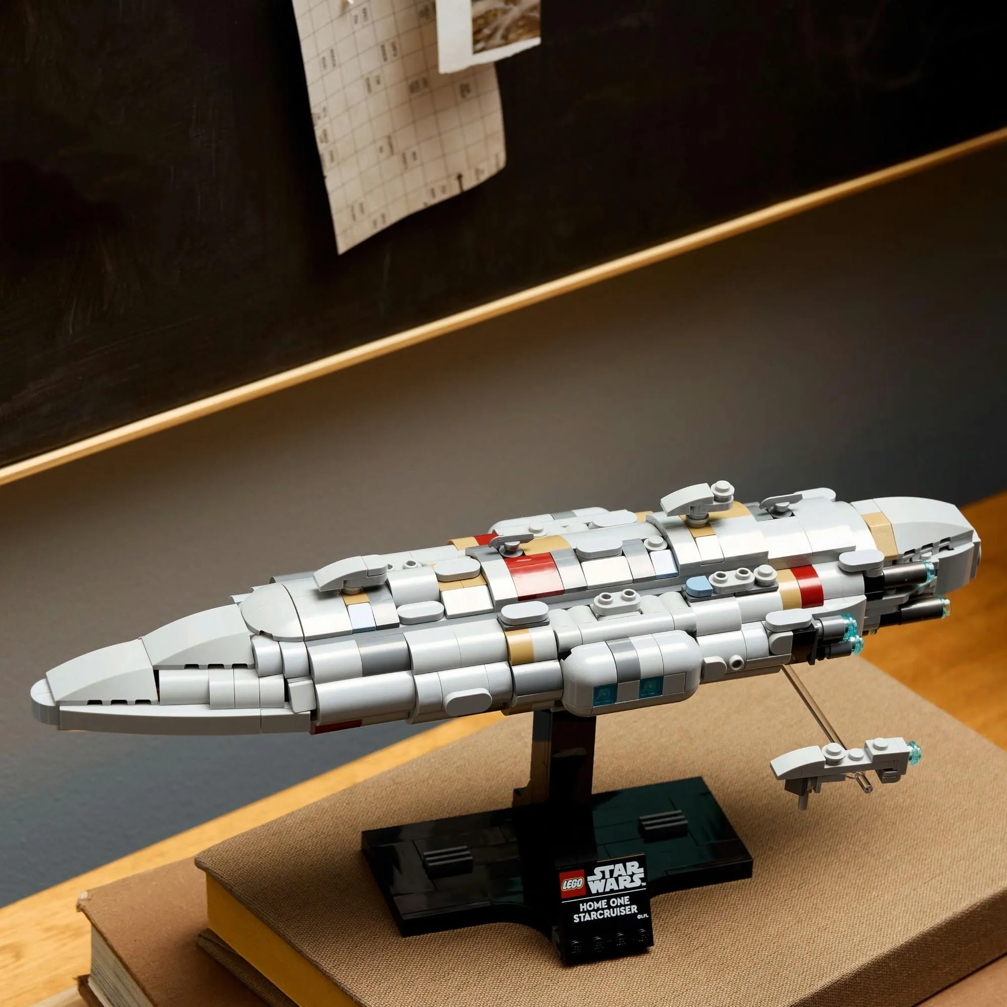 Конструктор LEGO Star Wars 75405 Крейсер типа Home One