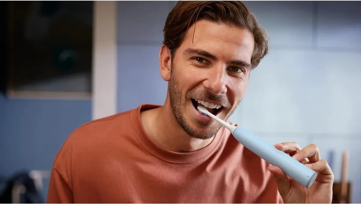 Электрическая щетка PHILIPS Sonicare 6100 HX7406/01