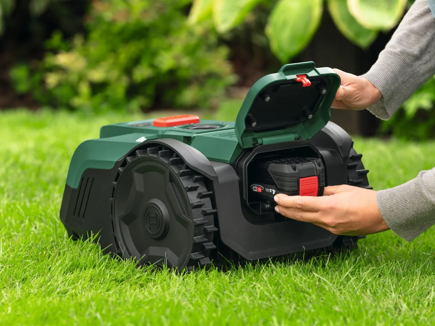 Робот-газонокосилка Bosch VISIMOW18V-100 06008E1000