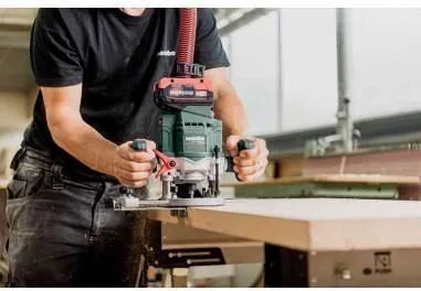 Фрезер аккумуляторный Metabo OFV 18 LTX BL 12 601743660 без акб и зу