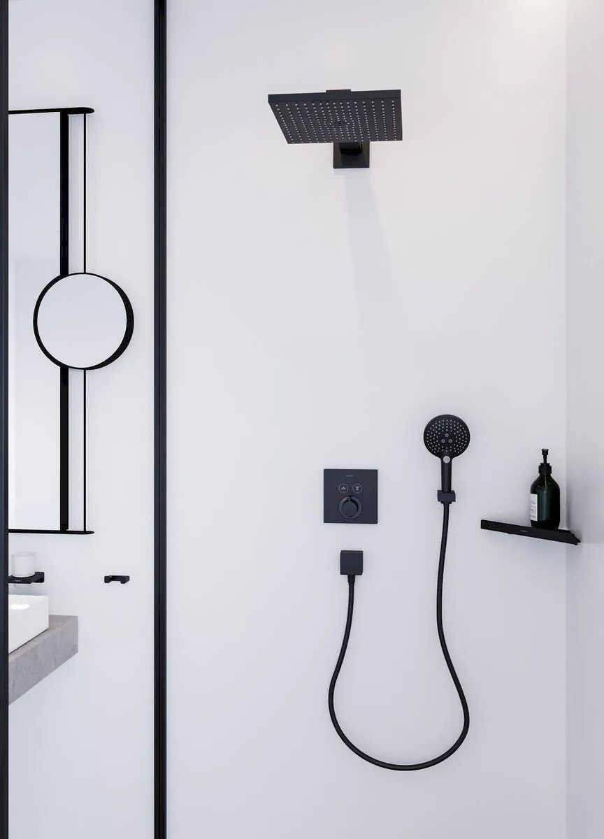 Ручной душ Hansgrohe Rainfinity 130 3jet, черный матовый 26864670