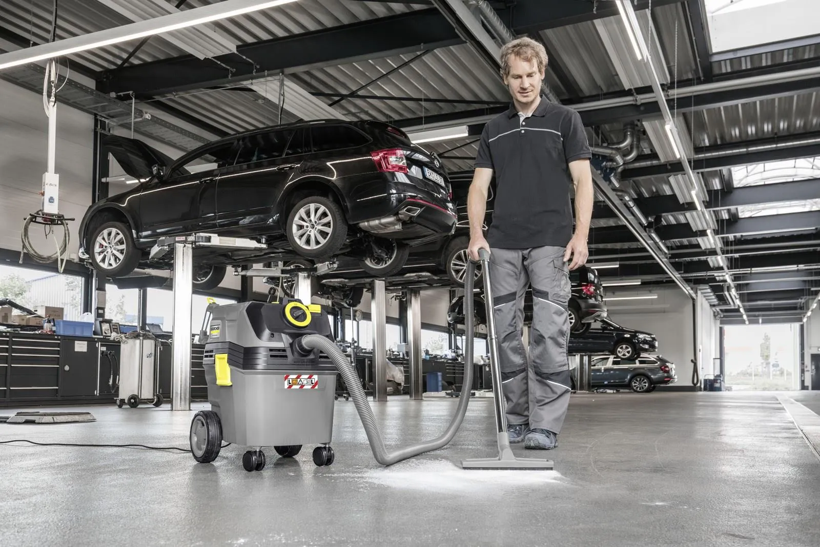 Промышленный пылесос KARCHER Professional NT 30/1 AP L 1.148-221.0
