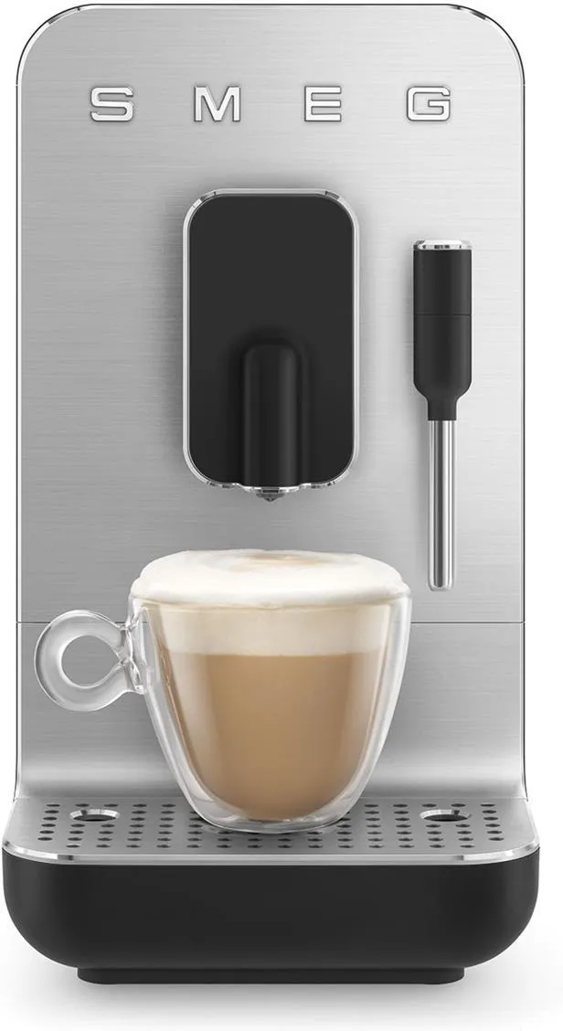 Кофемашина Smeg BCC12, черная