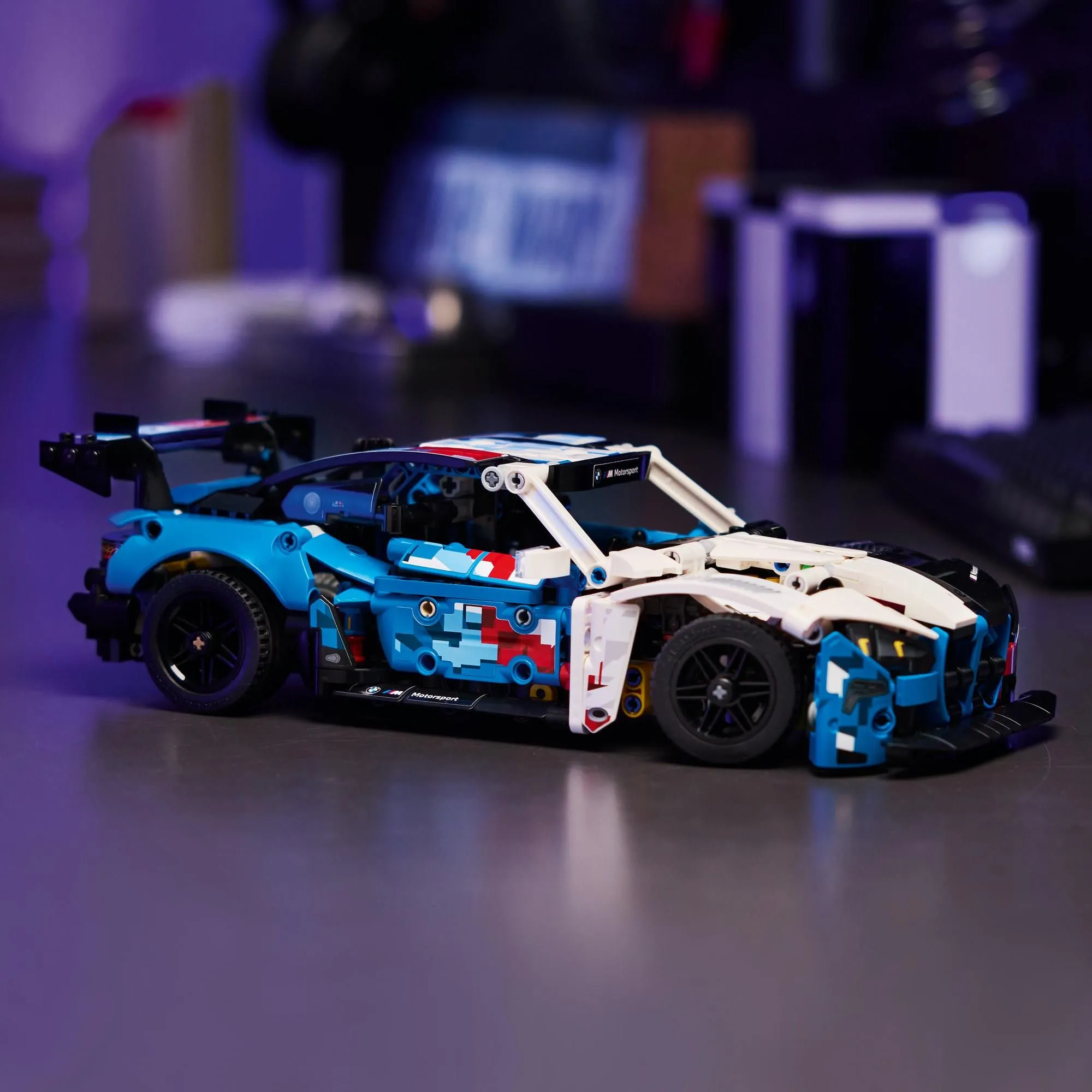 Конструктор LEGO Technic 42226 Гоночный автомобиль BMW M4 GT3 EVO