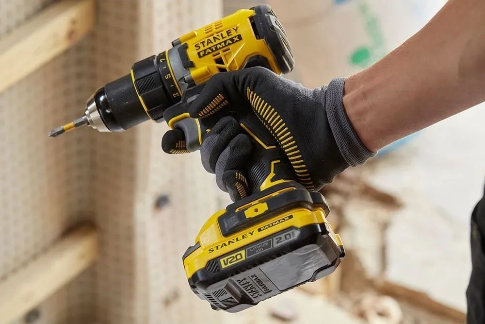 Дрель-шуруповерт Stanley SFMCD721B 18 V