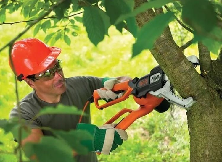 Пила цепная сетевая Black&Decker GK1000-QS