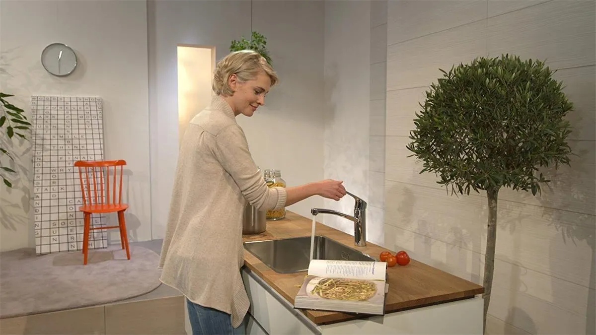 Смеситель Hansgrohe Focus E2 31806000