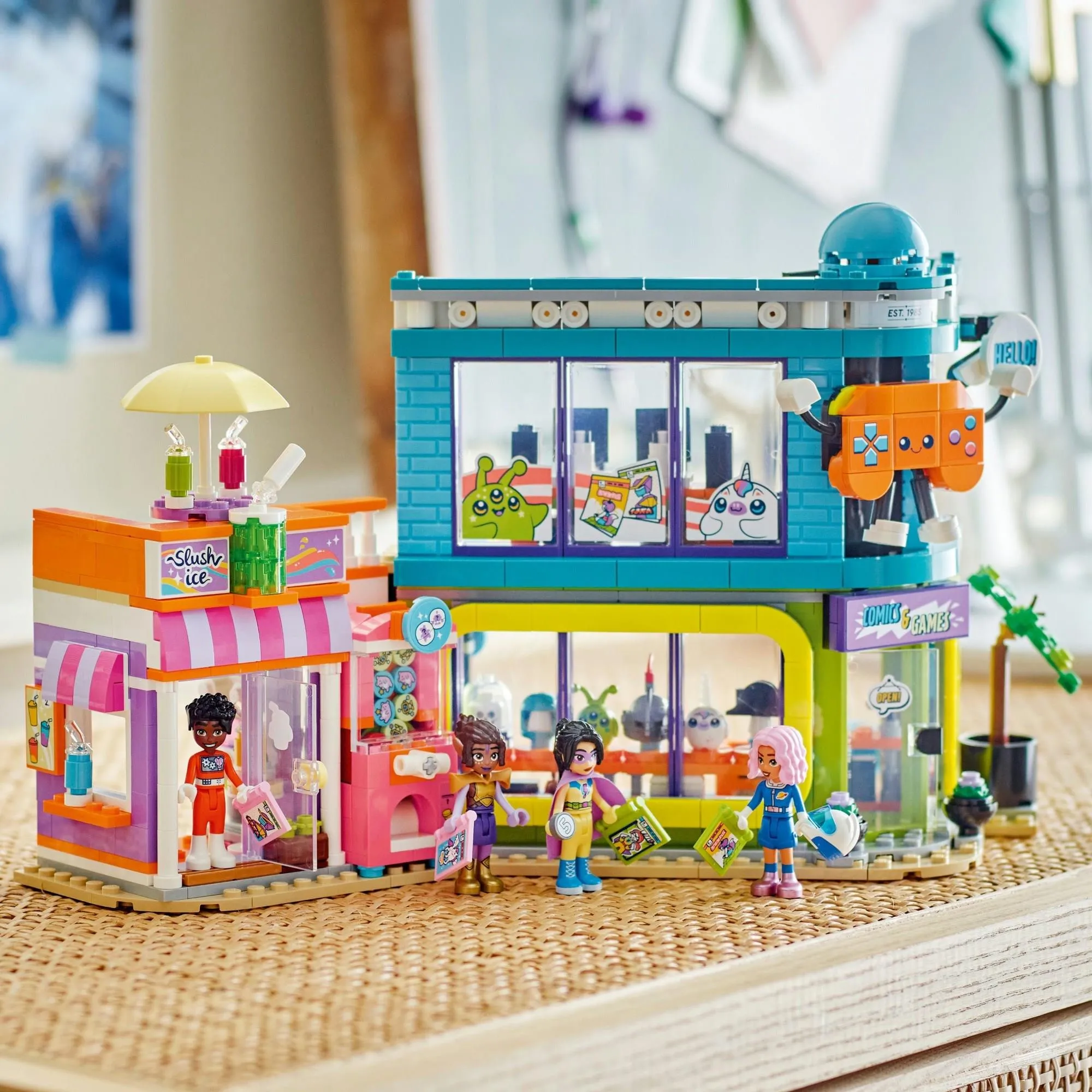 LEGO Friends 42674 Магазин игр и комиксов