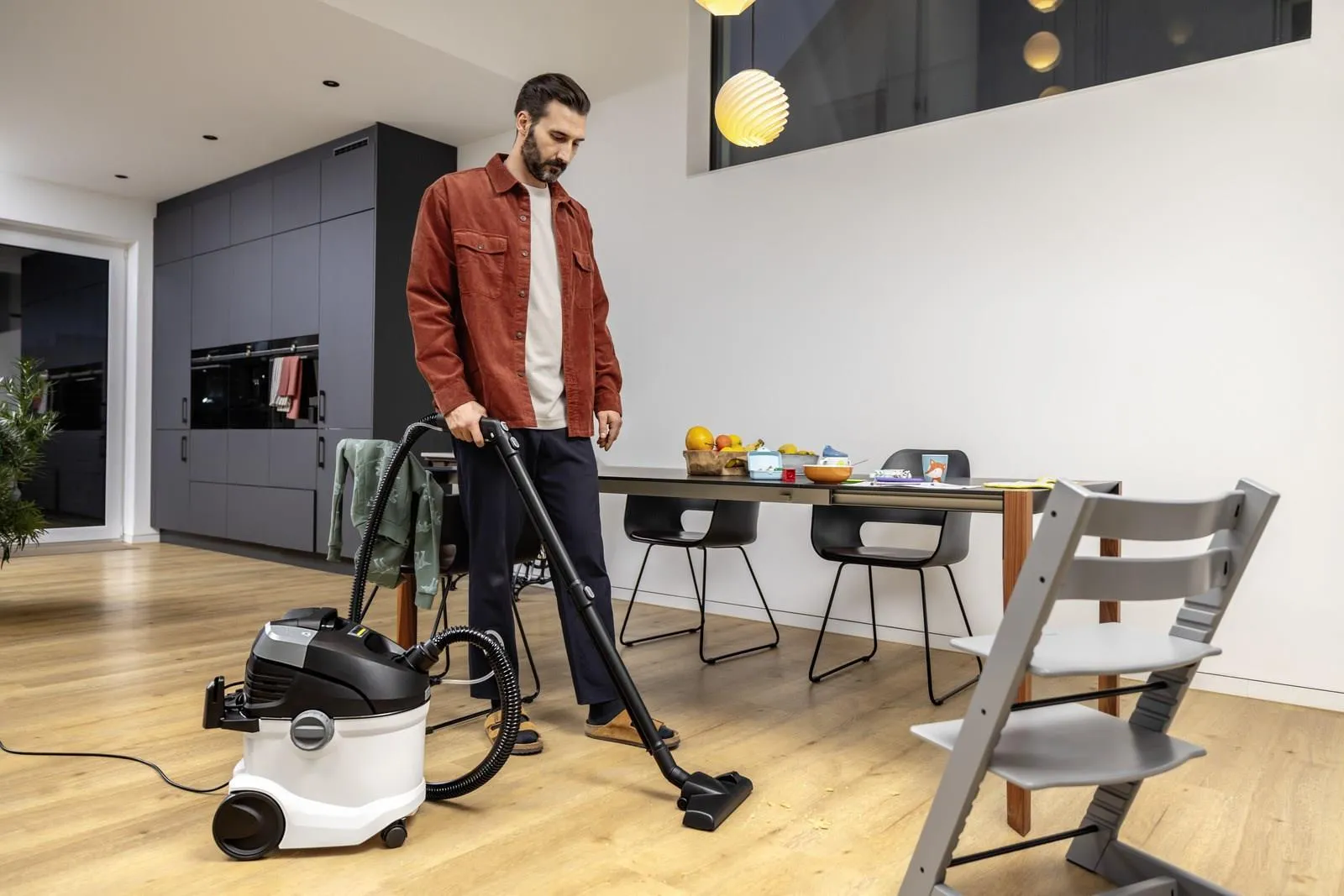 Моющий пылесос Karcher SE 5 автомобильный