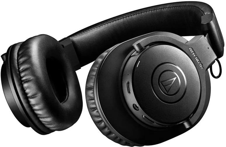 Наушники Audio-Technica ATH-M20xBT черные