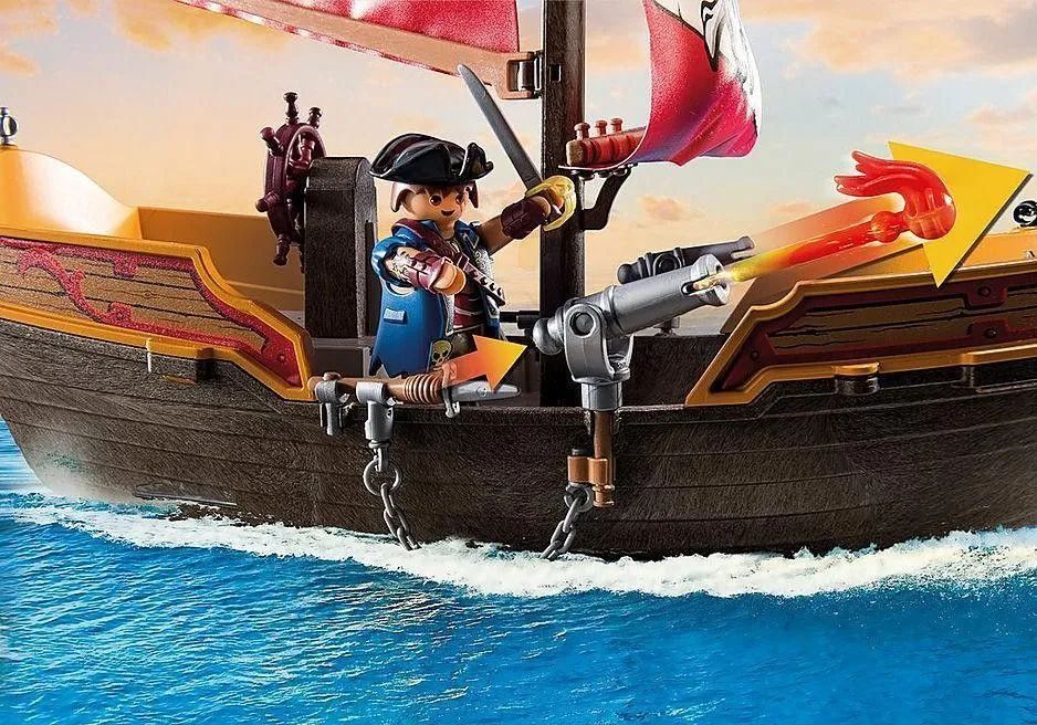 Пластиковый конструктор Playmobil Пираты 71418 Пиратский Корабль