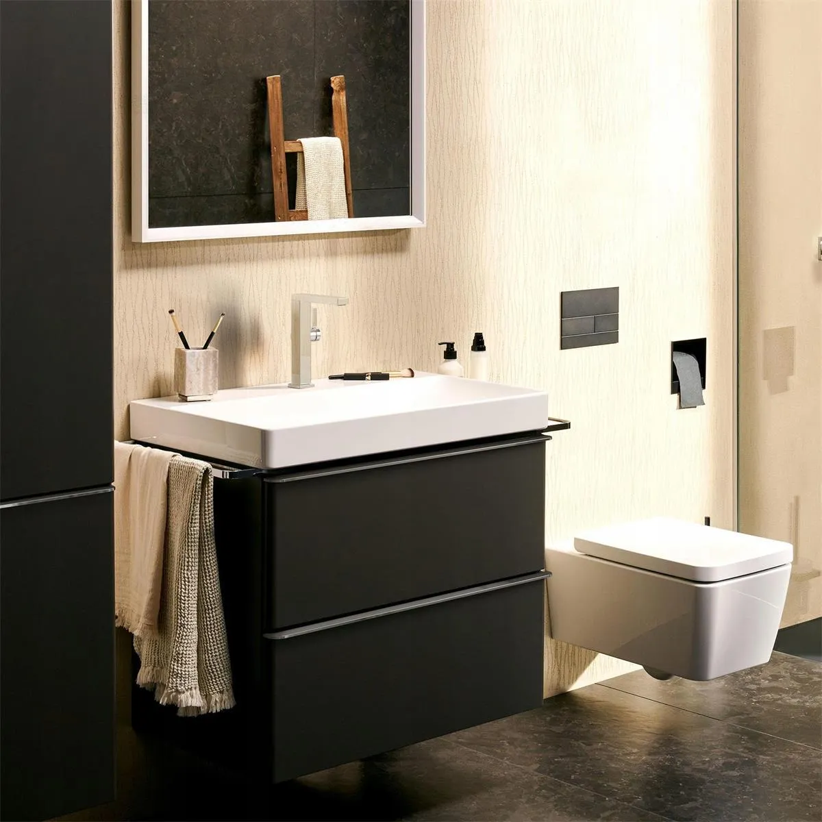 Смеситель для раковины Hansgrohe Tecturis E, хром 73060000