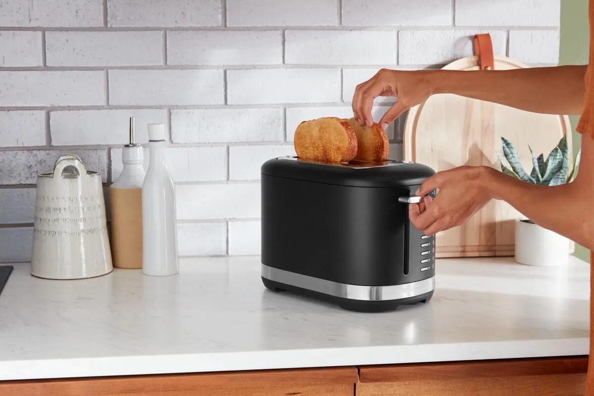 Тостер KitchenAid 5KMT2109EBK, 2 ломтика, чугунный