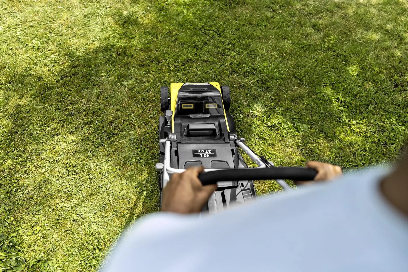 Газонокосилка аккумуляторная Karcher LMO 4-18 Dual 1.445-420.0