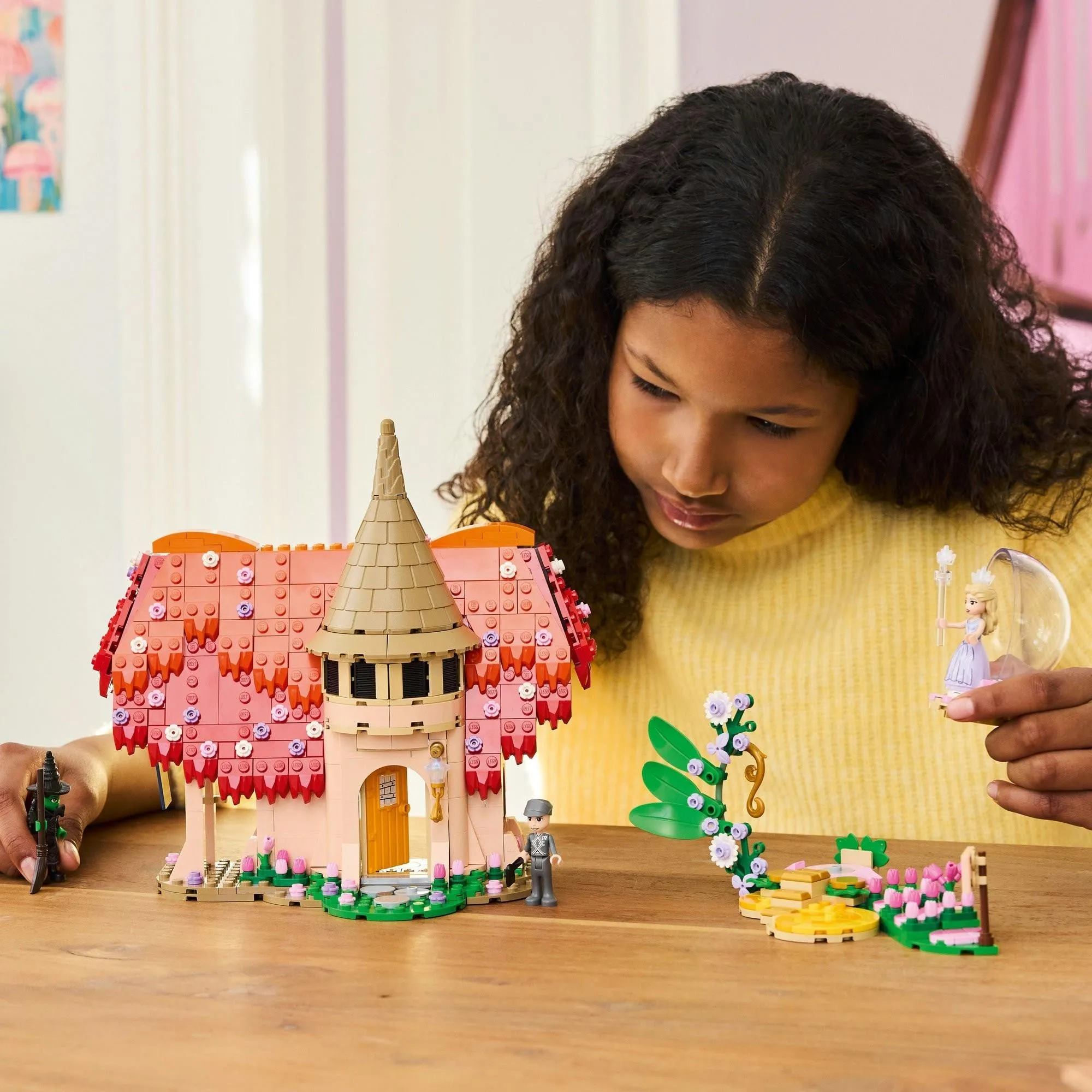 LEGO Wicked 75690 Визит Глинды и Эльфабы в Манчкинленд