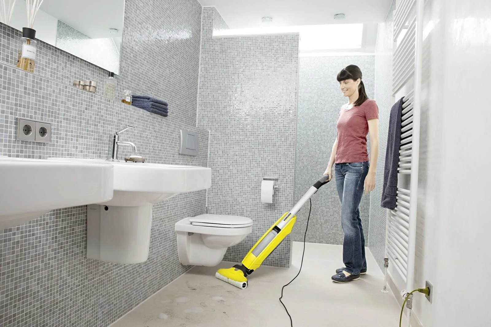 Пылесос для влажной уборки пола Karcher FC 5 1.055-400.0