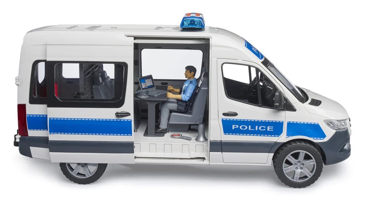 Мерседес спринтер Bruder Mercedes-Benz Sprinter 02683