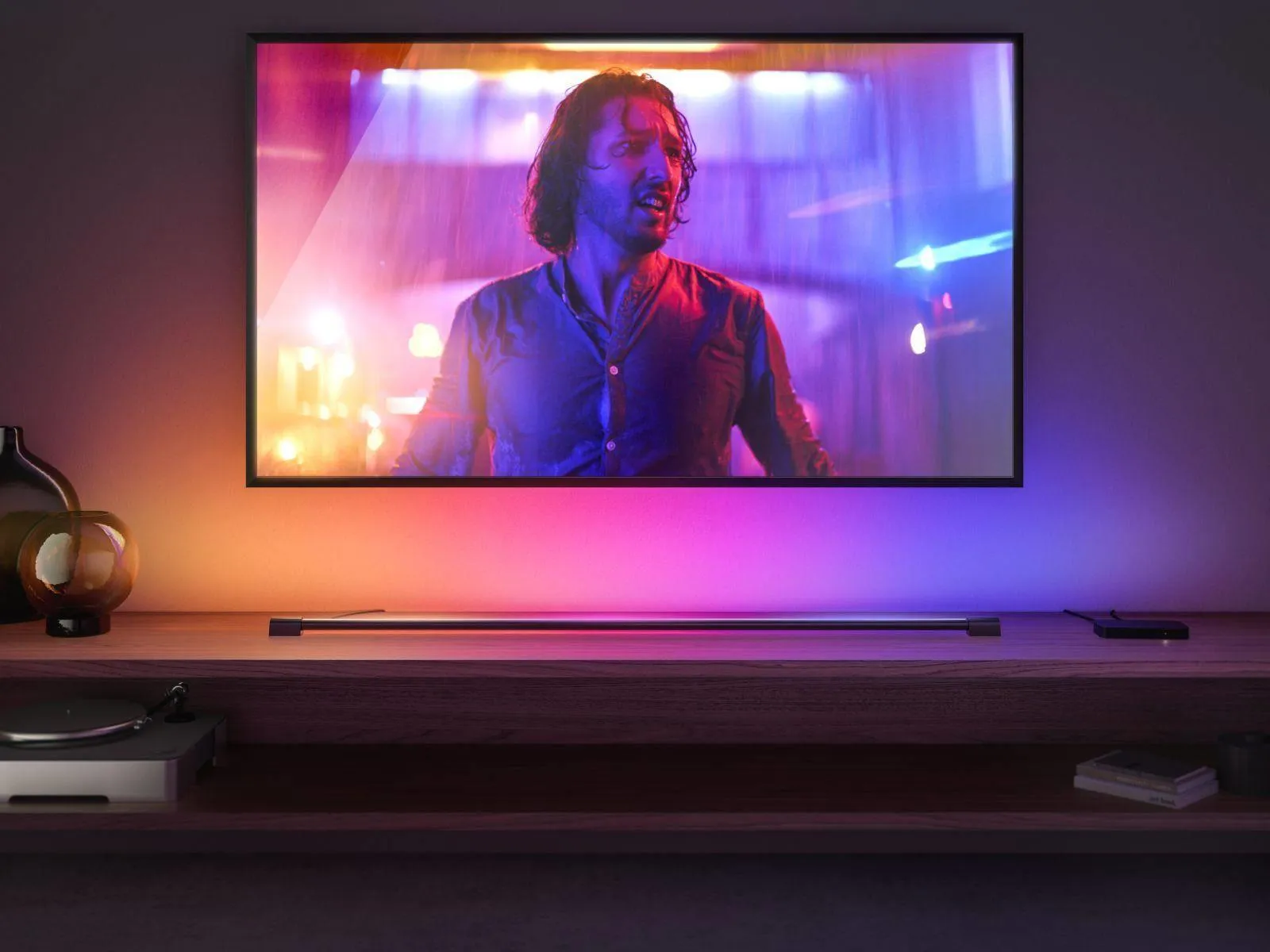 Лампа PHILIPS HUE White and color ambiance Tuba LED Play gradient L