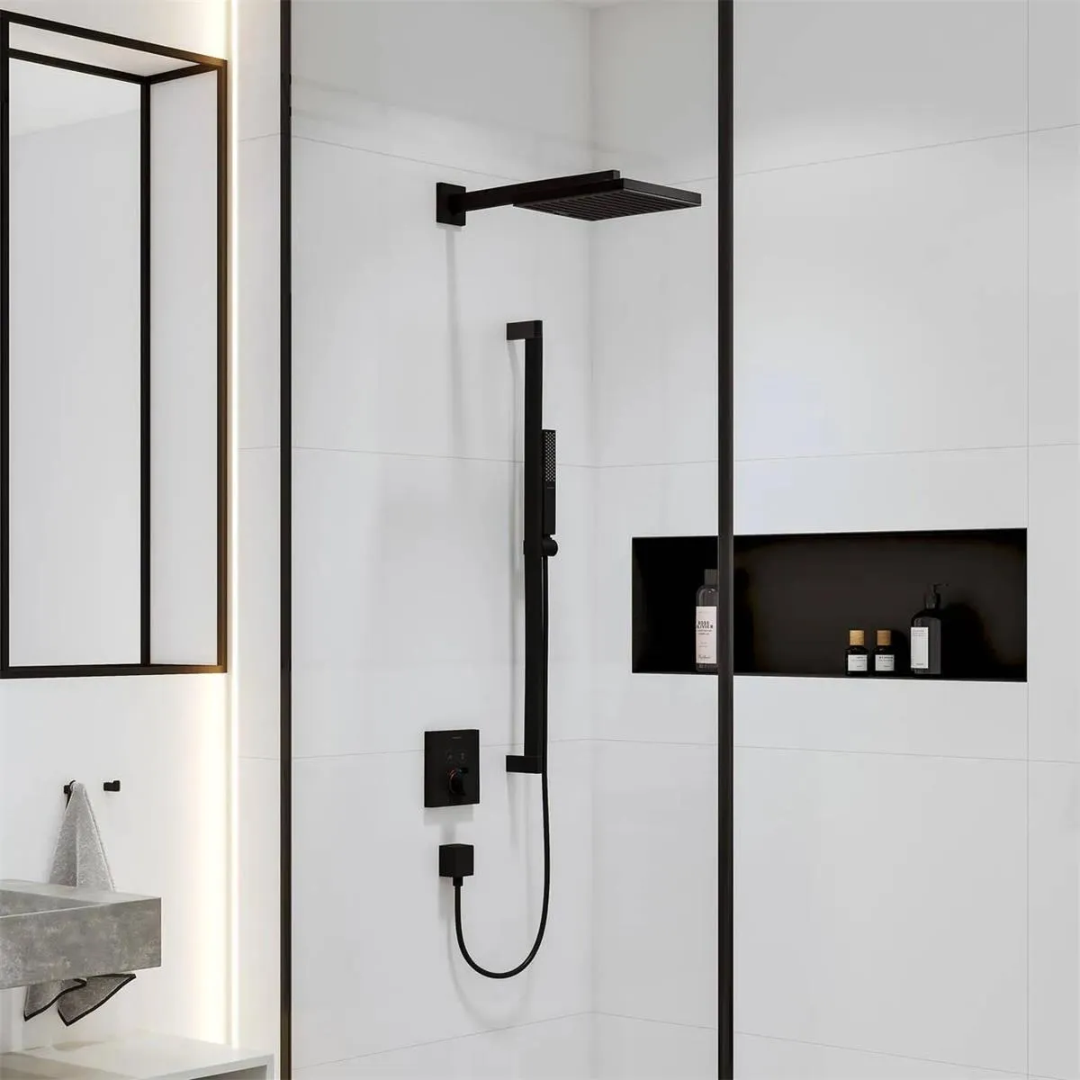 Кронштейн (душевое плечо) Hansgrohe E, черный матовый 24337670