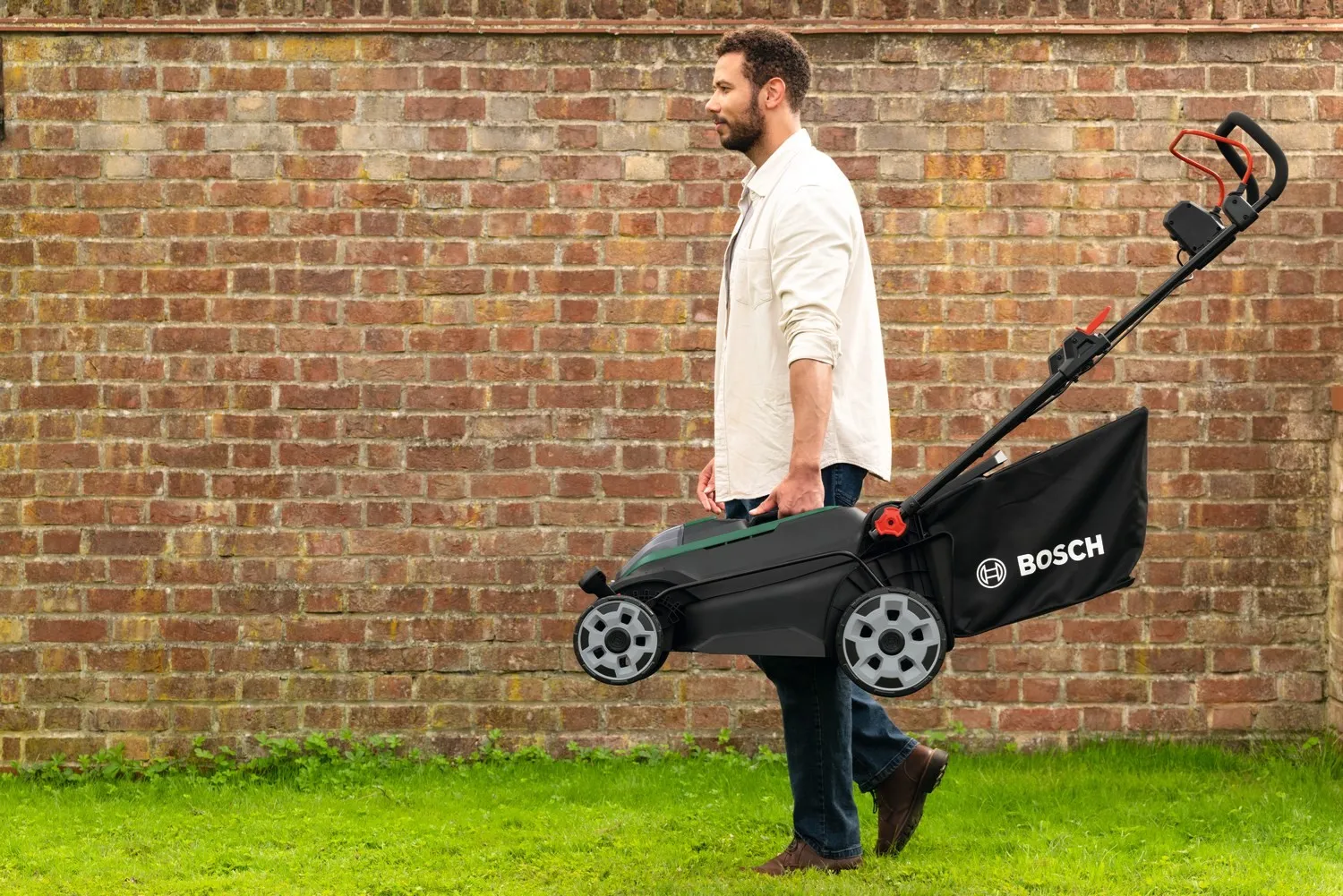 Газонокосилка аккумуляторная Bosch ROTAK18V2-43 06008B9L01