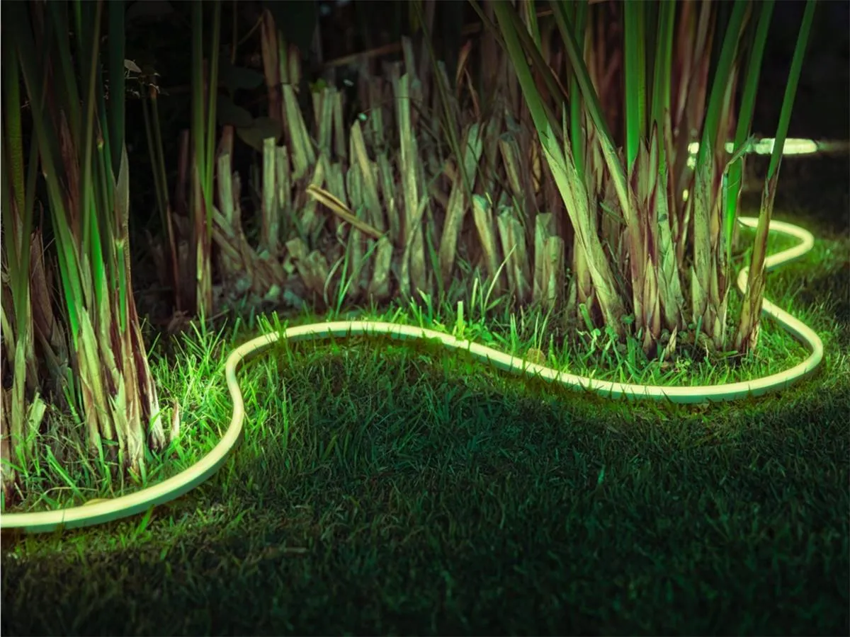 Уличная светодиодная лента PHILIPS HUE с блоком питания 5 м