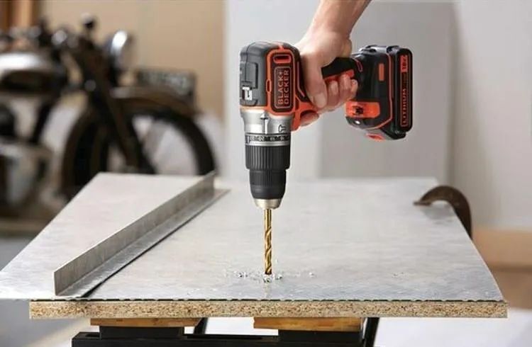 Дрель-шуруповёрт аккумуляторный Black&Decker BL188KB-QW 1*1.5 Ah 18 V с ЗУ