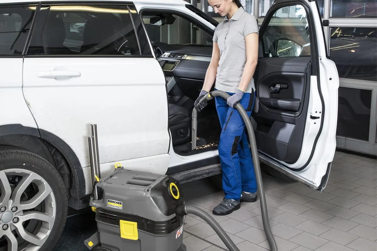 Промышленный пылесос KARCHER Professional NT 30/1 Tact L 1.148-201.0