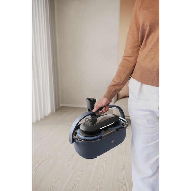 Станция очистки Electrolux PowerPro "WET" EPPCS2