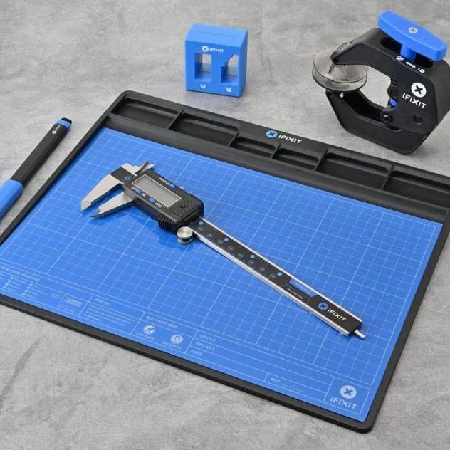 iFixit набор инструментов для ремонта смартфонов Repair Business Toolkit (EU145278-8)