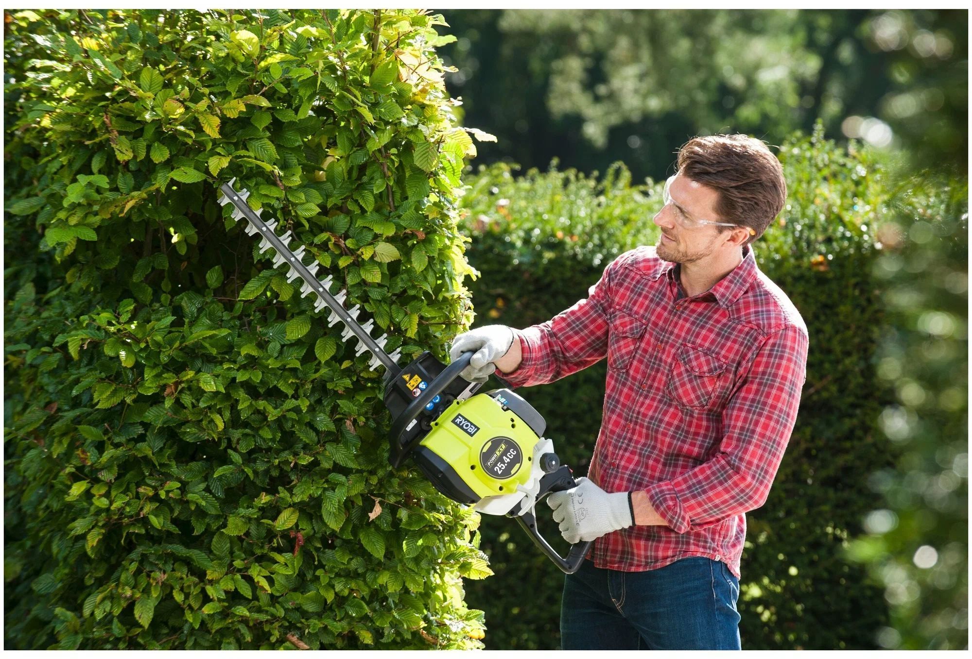 Кусторез бензиновый RYOBI RHT25X55R, 0.8 л.с.