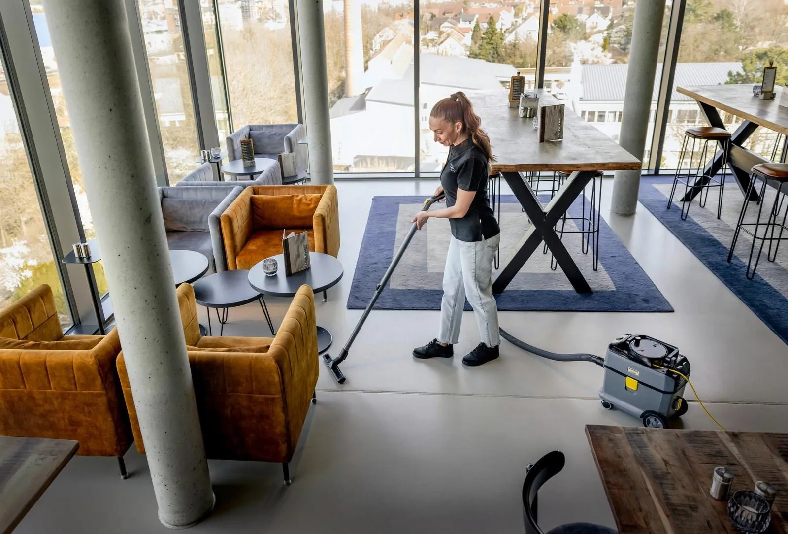 Пылесос KARCHER T 15/1 HEPA 1.355-307.0