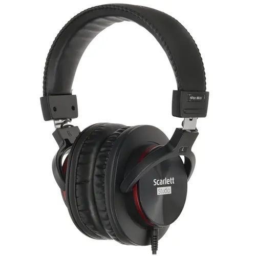 Студийный комплект Focusrite Scarlett Solo Studio 3rd Gen