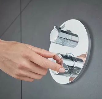Термостатический смеситель для ванны скрытого монтажа Grohe 24077000 Хром