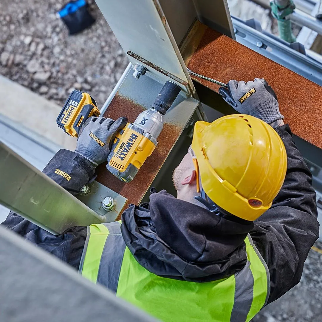 Аккумуляторный ударный гайковерт 3/4" DeWalt DCF897P2, с 2 АКБ и ЗУ