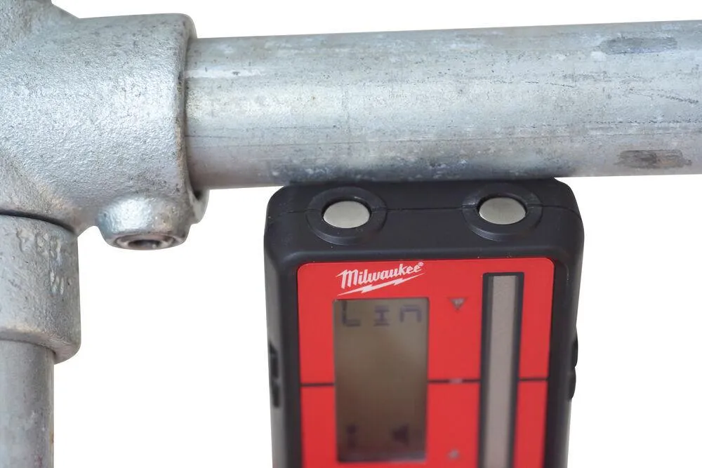 Нивелир Milwaukee LRD100 4932479555