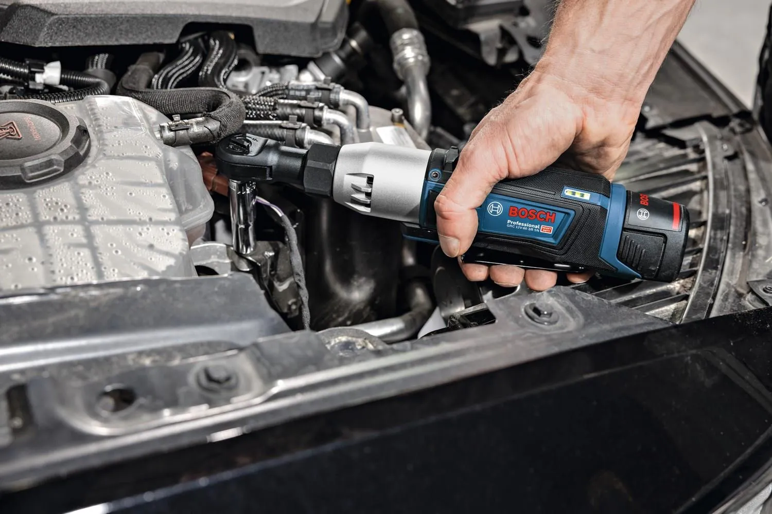 Аккумуляторный гайковёрт Bosch GRC 12V-60 3/8 SN Professional 06019N8301