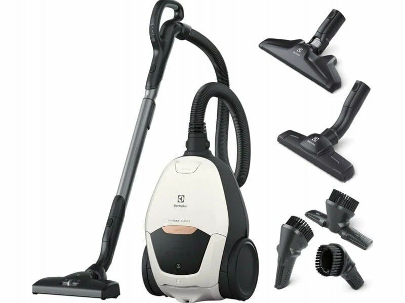 Бытовой пылесос Electrolux Pure D8 PD82-ALRG, белый