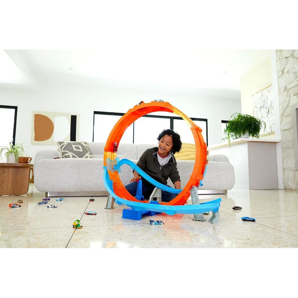 Игровой набор Hot Wheels Набор Гигантская петля HCB00