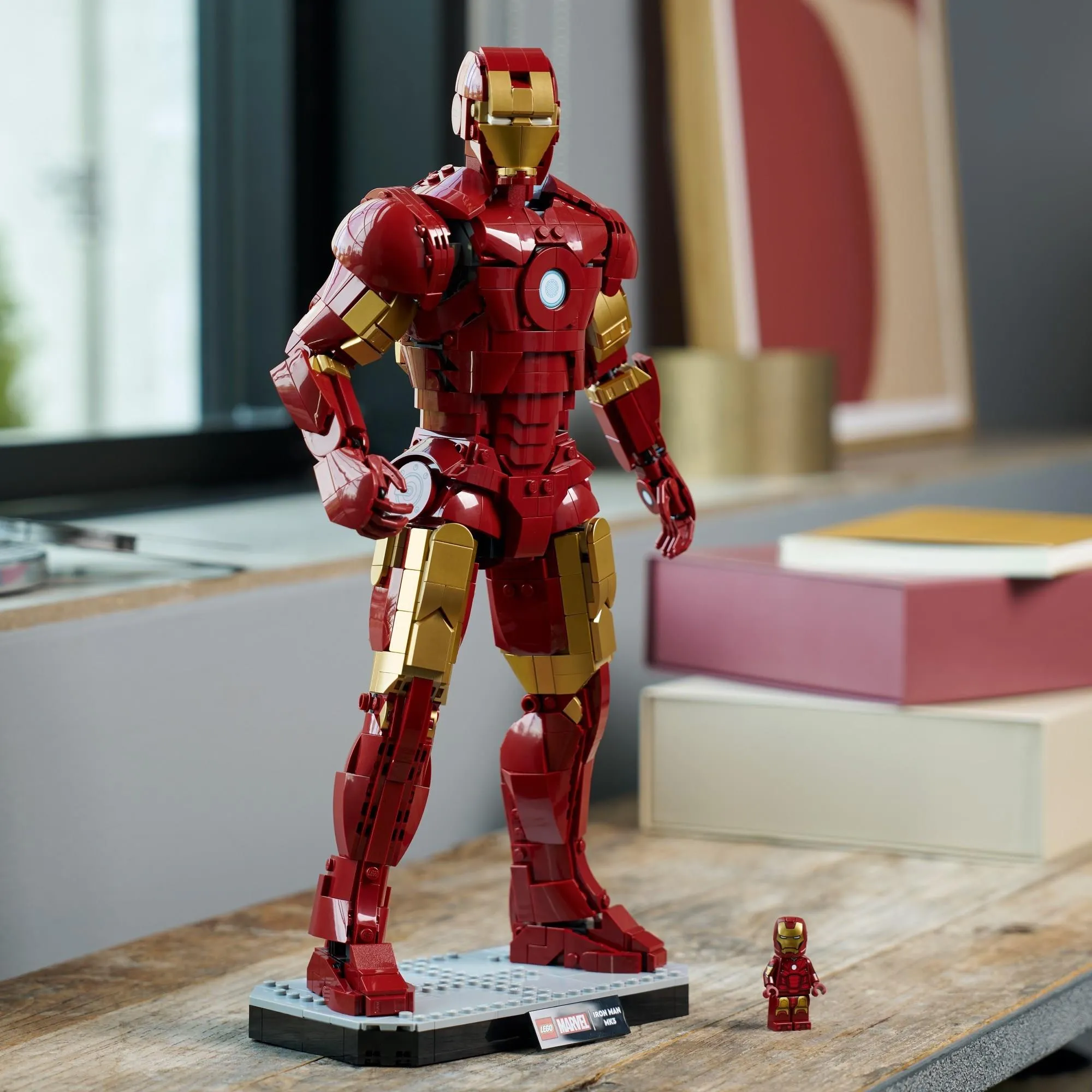Конструктор LEGO Marvel 76344 Железный человек Марк 3 — коллекционное издание