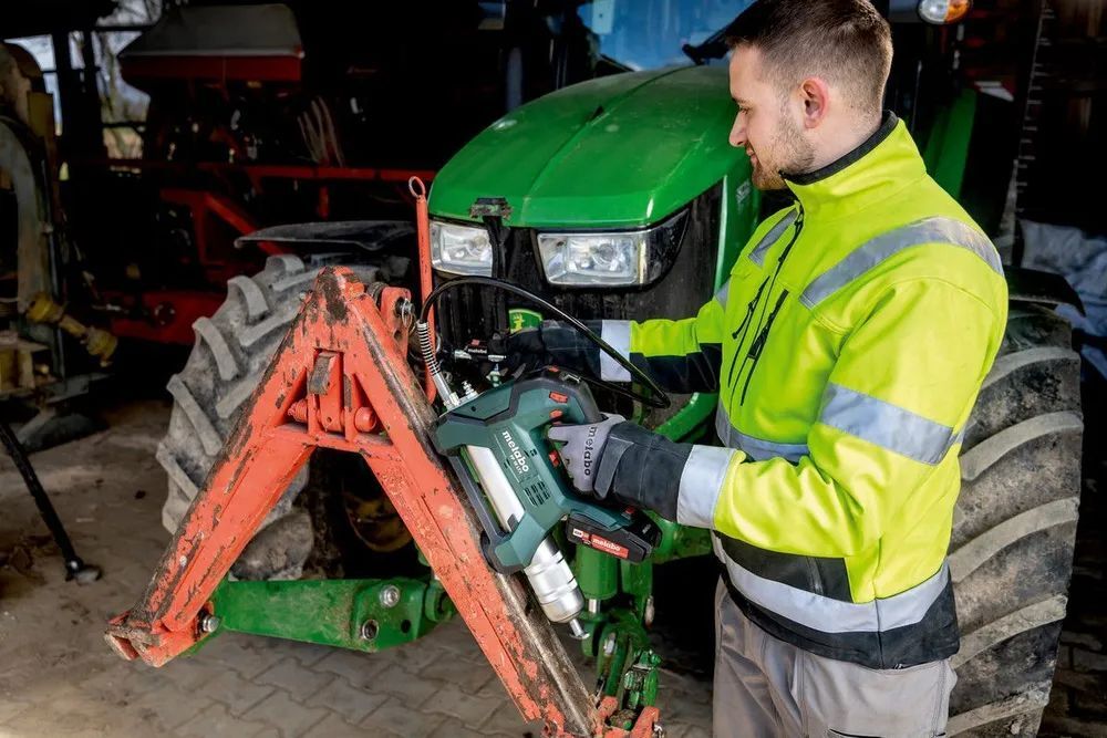 Смазчик аккумуляторный Metabo FP 18 LTX 600789850 без акб и зу