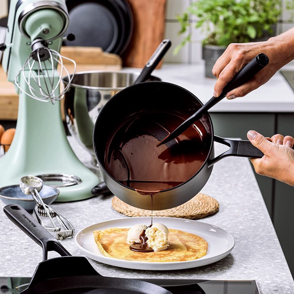 Классическая кованая алюминиевая кастрюля Kitchenaid объемом 1,5 л (Cc005683001), 16 см, можно использовать в духовке и посудомоечной машине, черный
