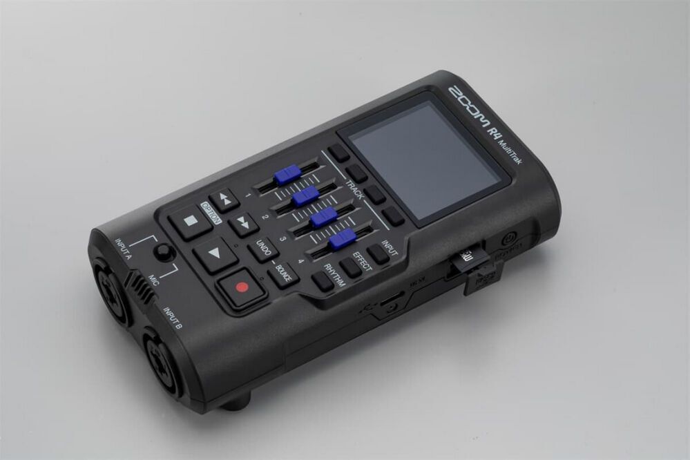 Рекордер Zoom R4 MultiTrak 32-bit Float