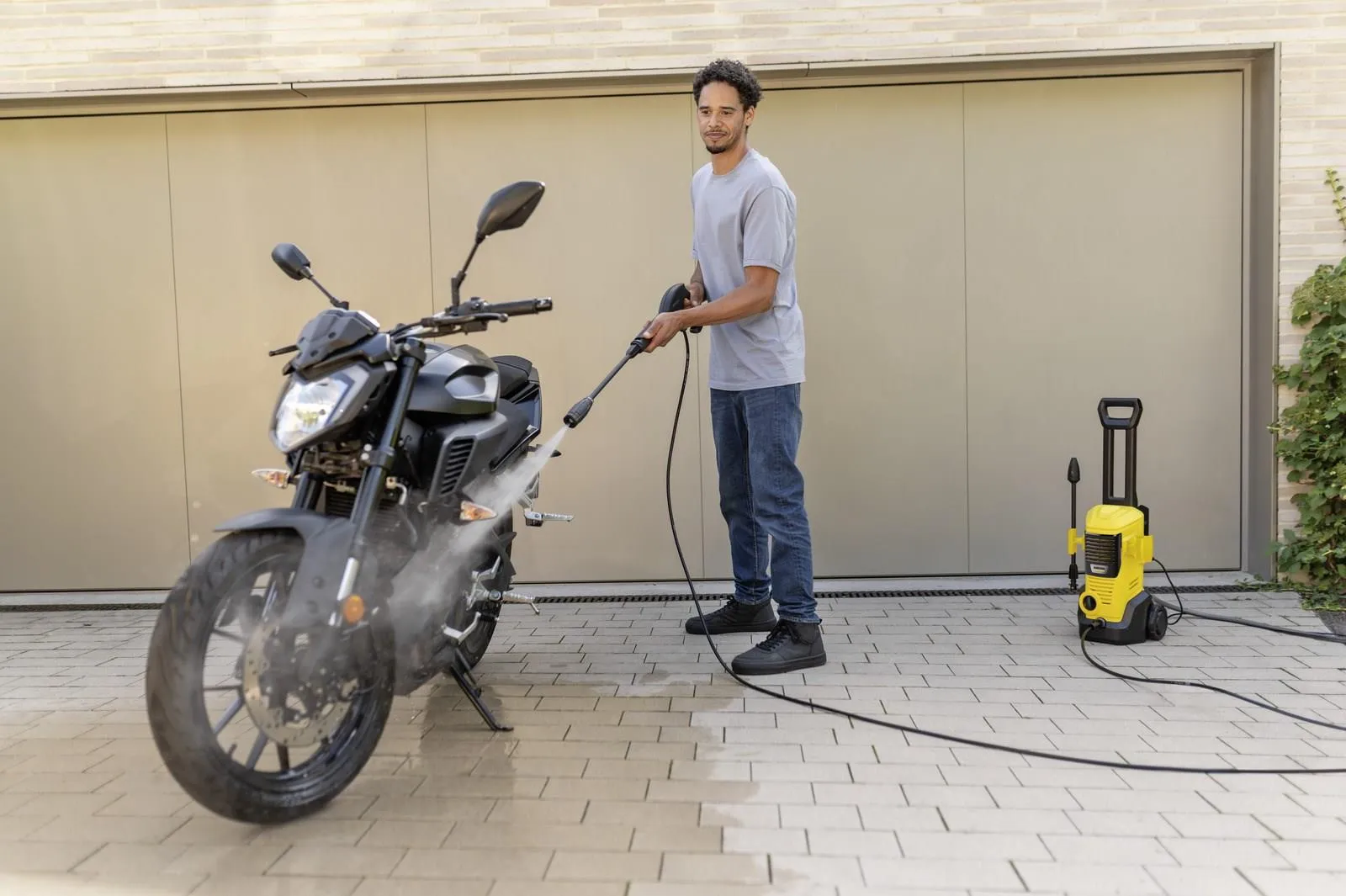 Минимойка высокого давления Karcher K3 FJ BB 1.676-358.0