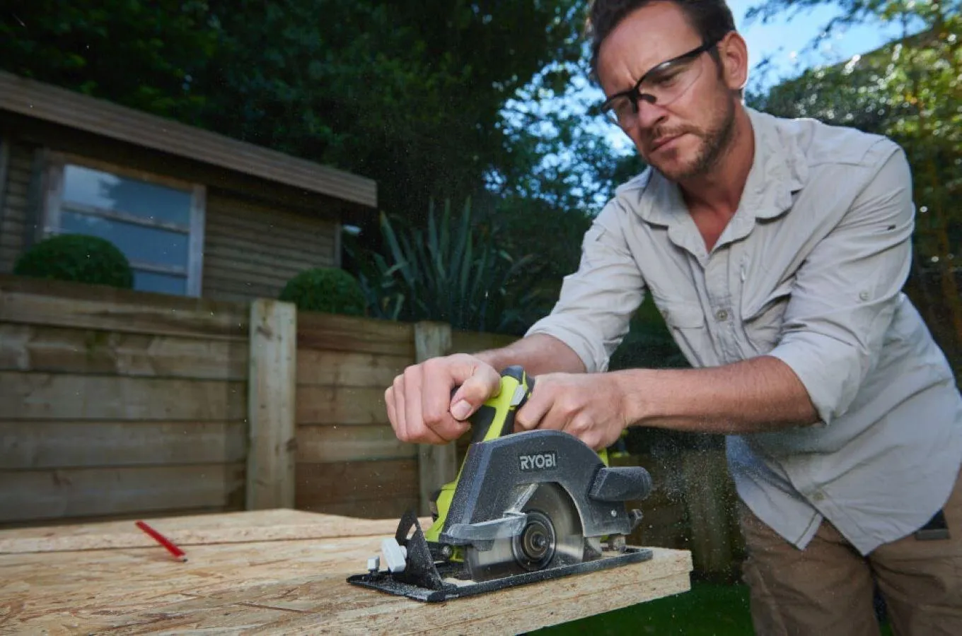 Аккумуляторная циркулярная пила RYOBI R18CSP-0
