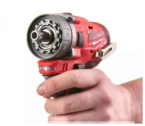 Шуруповерт Milwaukee M12 FPDX-0 Fuel 4933464135 (без АКБ)