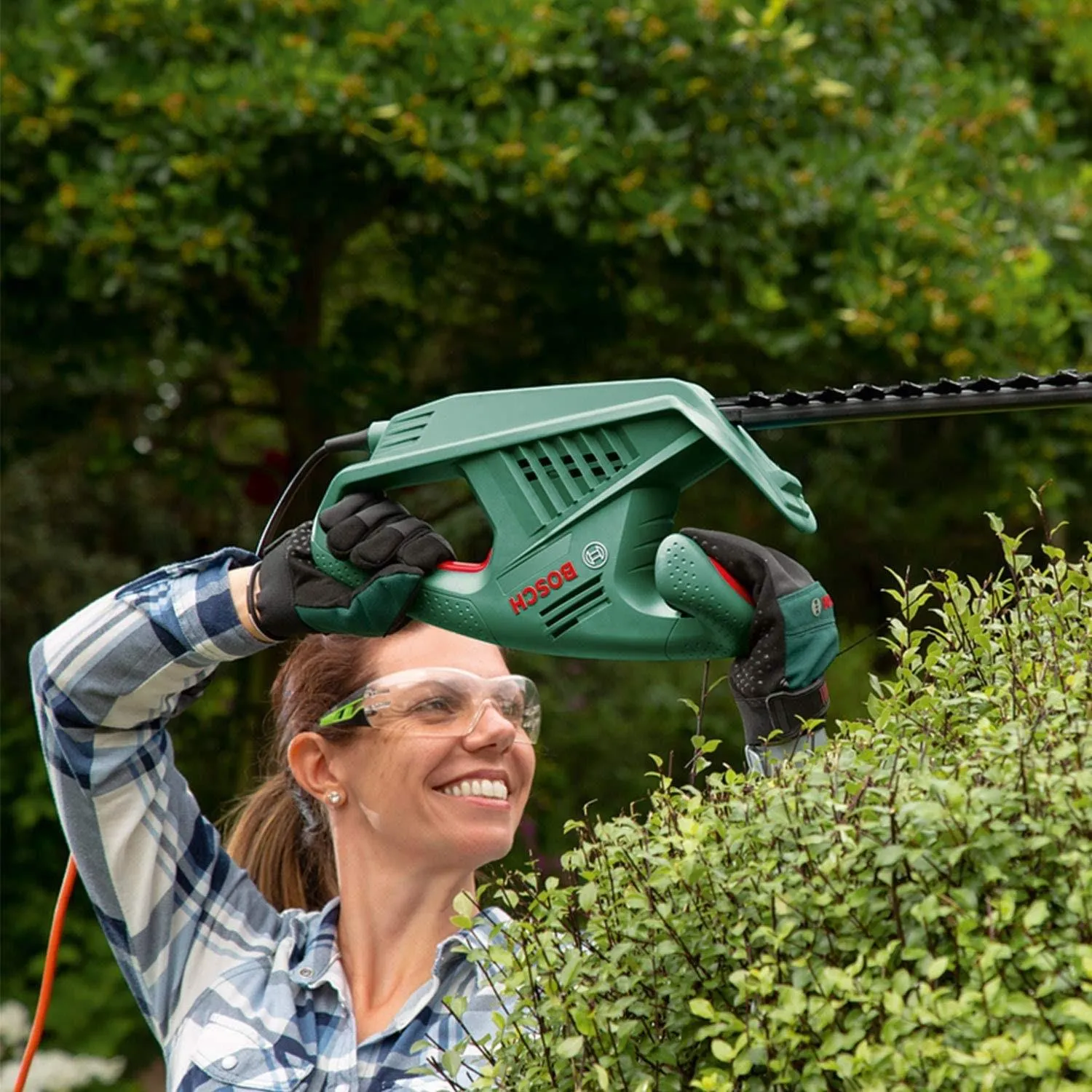 Электрический кусторез Bosch EasyHedgeCut 55 0600847C02