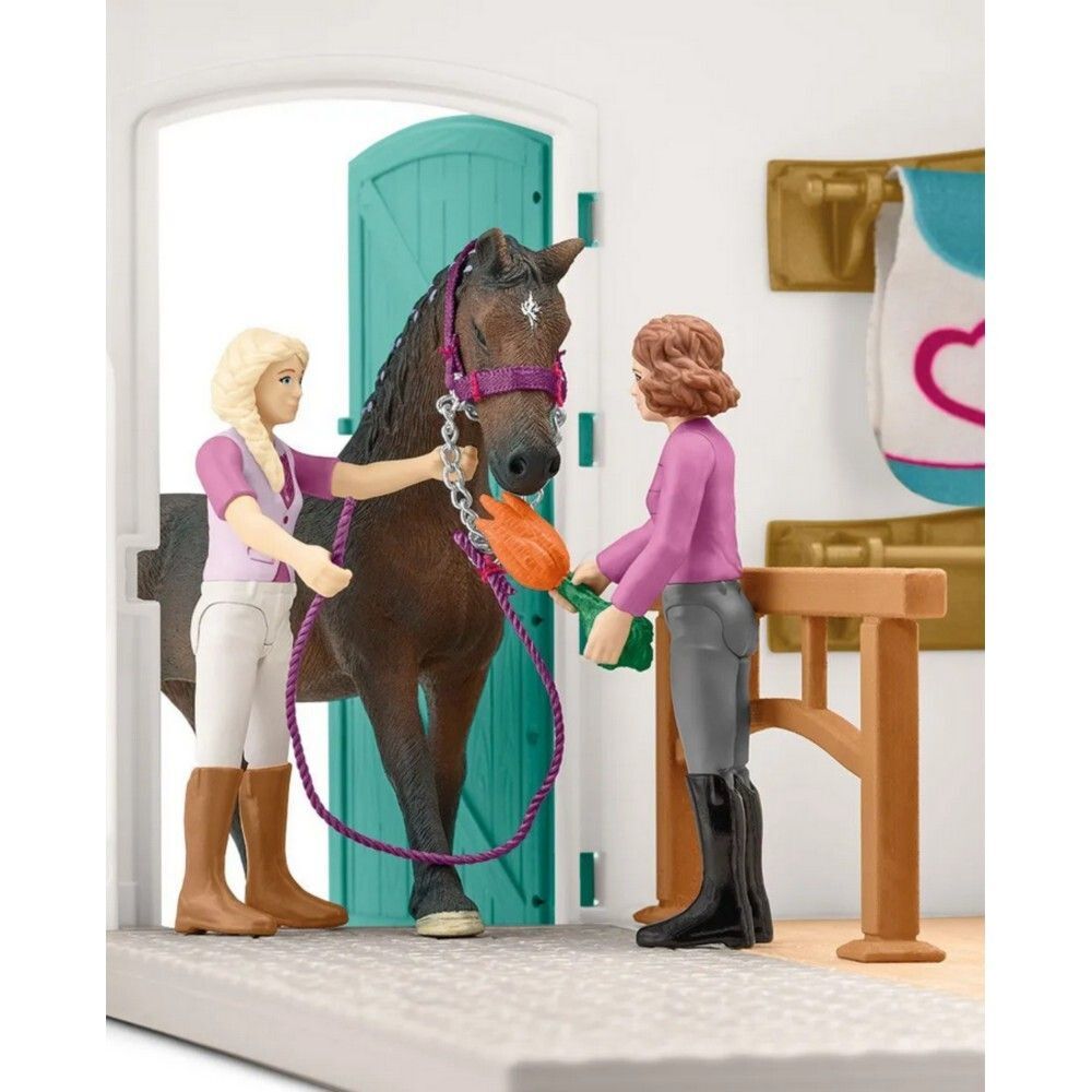 Набор Schleich Horse Club 42568 - Магазин наездников