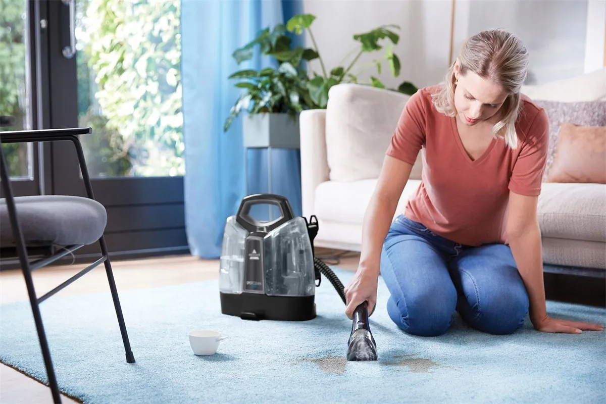 Портативный моющий пылесос BISSELL SpotClean Plus 3724N, чёрный