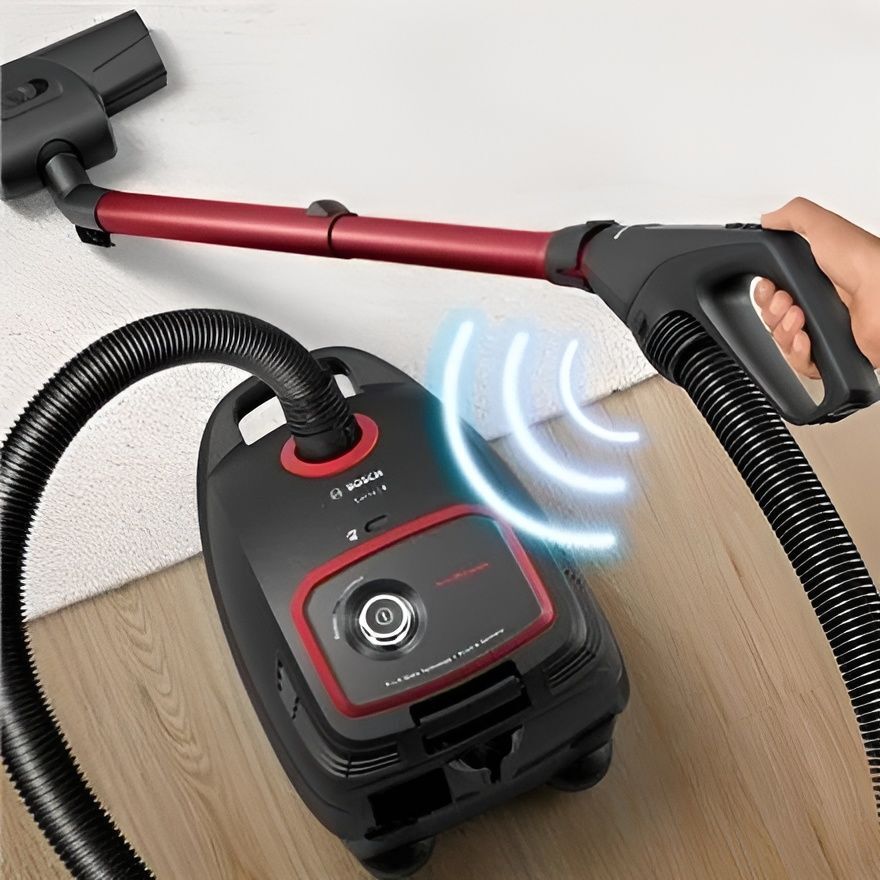 Пылесос Bosch BGL6POW2, черный/красный