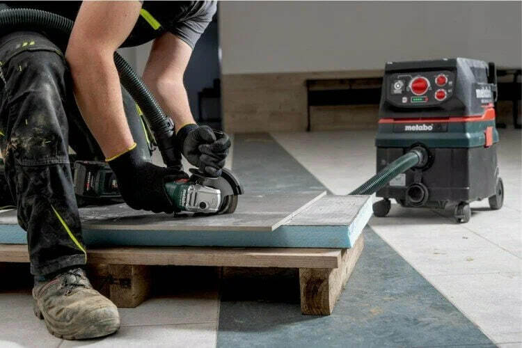 Аккумуляторная угловая шлифмашина Metabo W 18 L 9-125 602247840 в кейсе metaBOX без акб и ЗУ